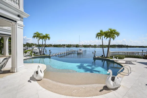 $19,950,000 | 17667 Southeast Federal Highway, Jupiter, FL 33469