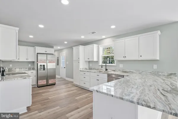 $749,900 | 2755 Sunnybank Road, Reedville, VA 22539