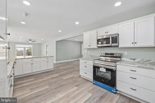 $749,900 | 2755 Sunnybank Road, Reedville, VA 22539