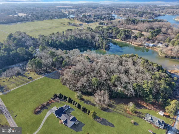 $749,900 | 2755 Sunnybank Road, Reedville, VA 22539