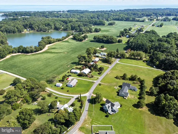 $749,900 | 2755 Sunnybank Road, Reedville, VA 22539