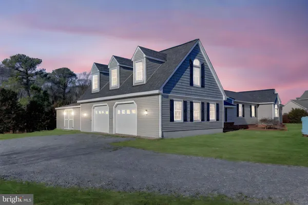 $749,900 | 2755 Sunnybank Road, Reedville, VA 22539