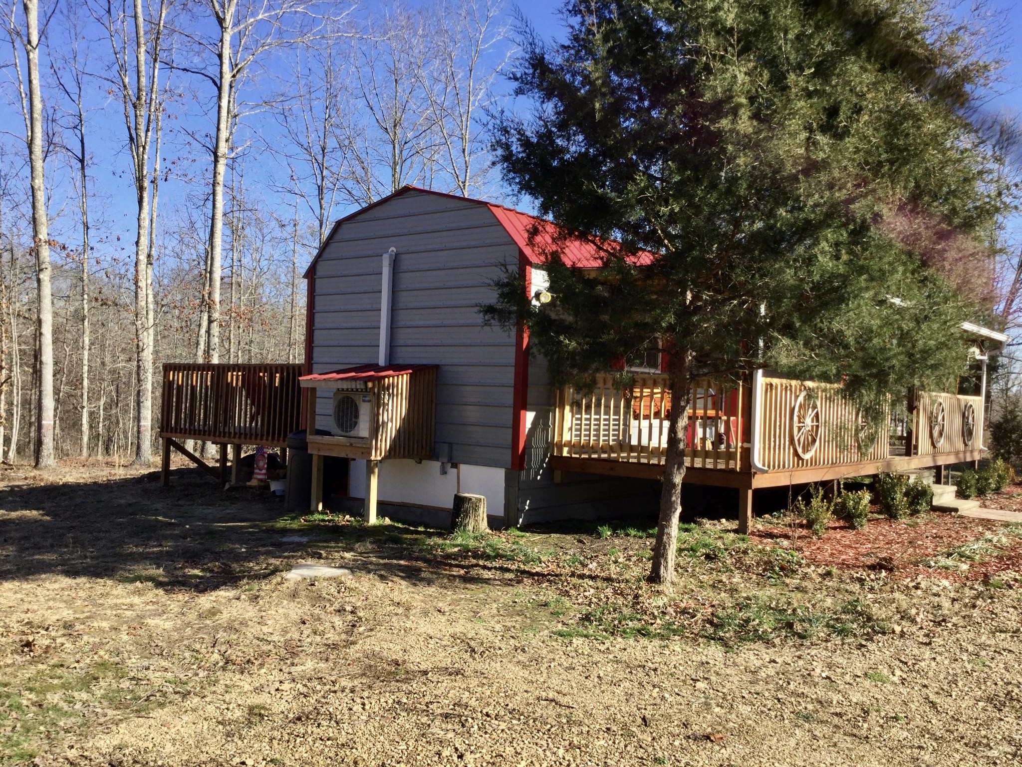 148 Deer Run Road Summertown, TN 38483 - Photo 5 of 39 Gallery Image 5