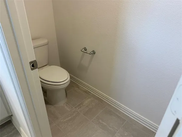 $2,200 | 2230 Currents Road, Princeton, TX 75407