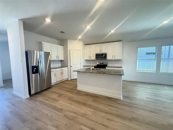 $2,200 | 2230 Currents Road, Princeton, TX 75407