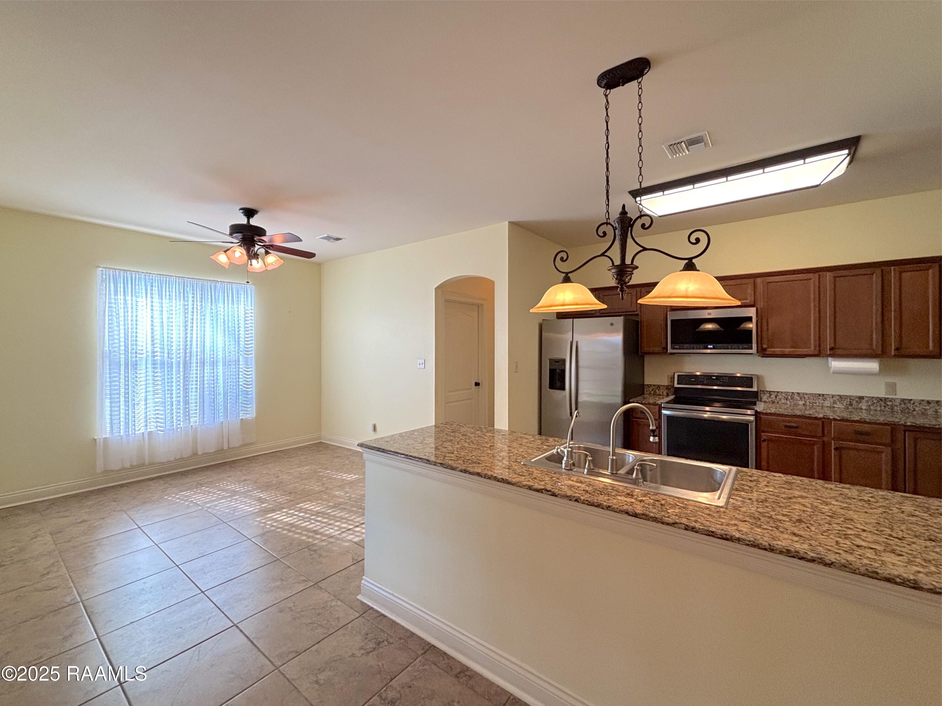 603 Point Pleasant Drive Berwick, LA 70342 - Photo 12 of 37 IMG_6865(1)