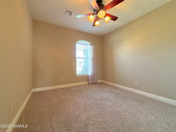 $335,000 | 603 Point Pleasant Drive, Berwick, LA 70342