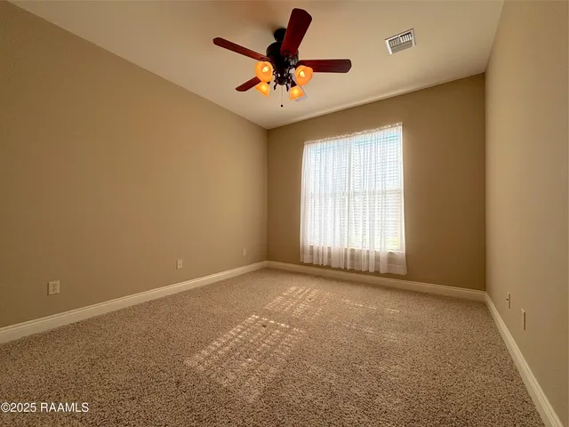 $367,800 | 603 Point Pleasant Drive, Berwick, LA 70342