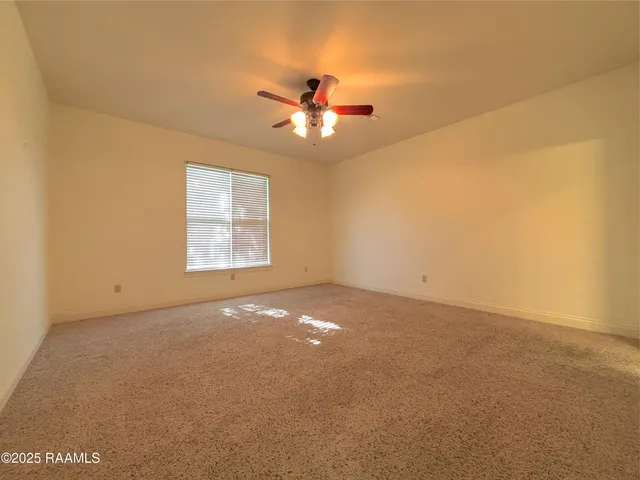 $367,800 | 603 Point Pleasant Drive, Berwick, LA 70342