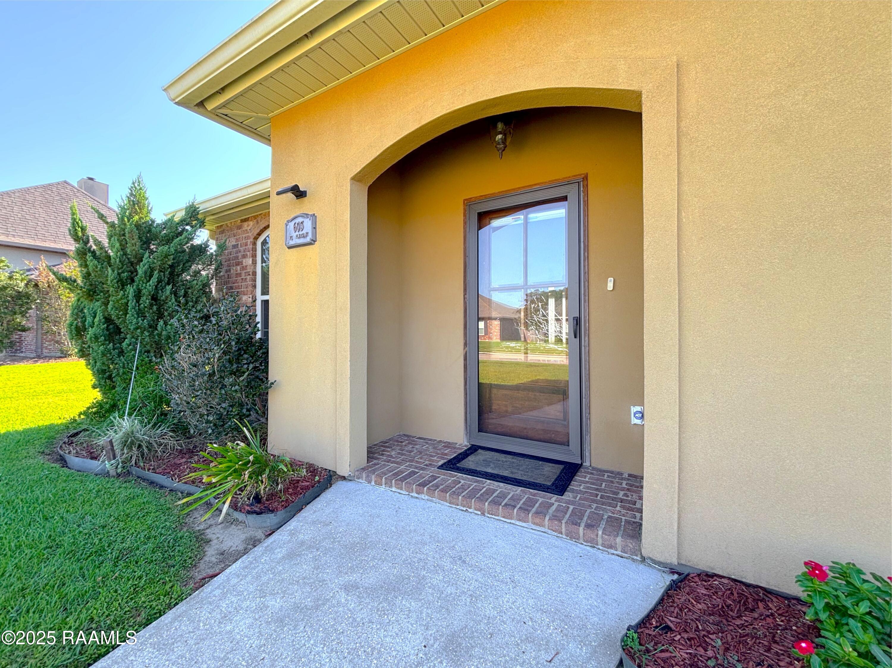 603 Point Pleasant Drive Berwick, LA 70342 - Photo 6 of 37 (Upload-from-mobile-1759614874)IMG_6857