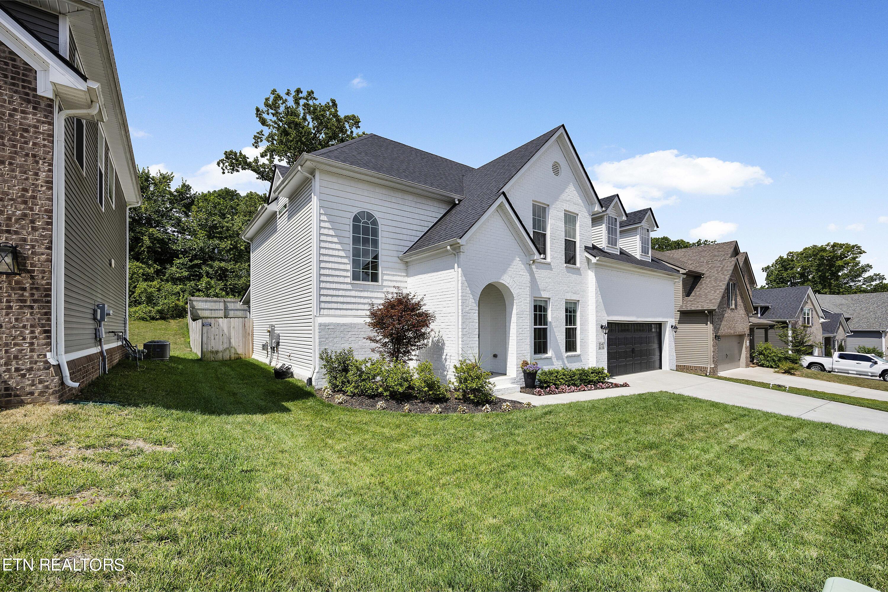 1542 Ridge Climber Road Knoxville, TN 37922 - Photo 35 of 35 Welcome!