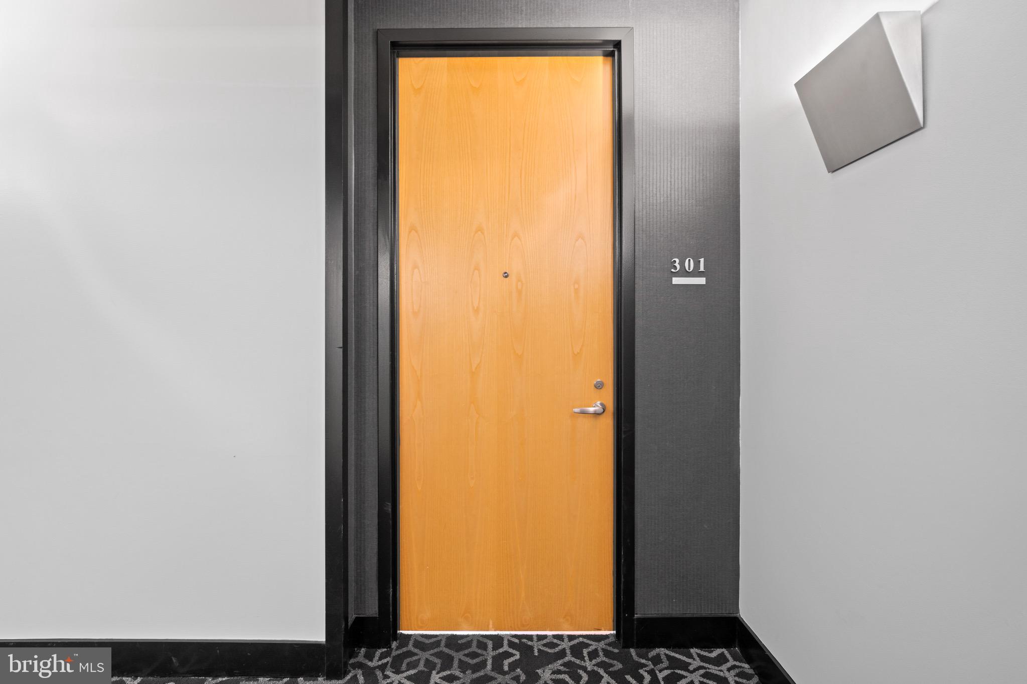1700 Kalorama Road Northwest, Unit 301 Washington, DC 20009 - Photo 2 of 25