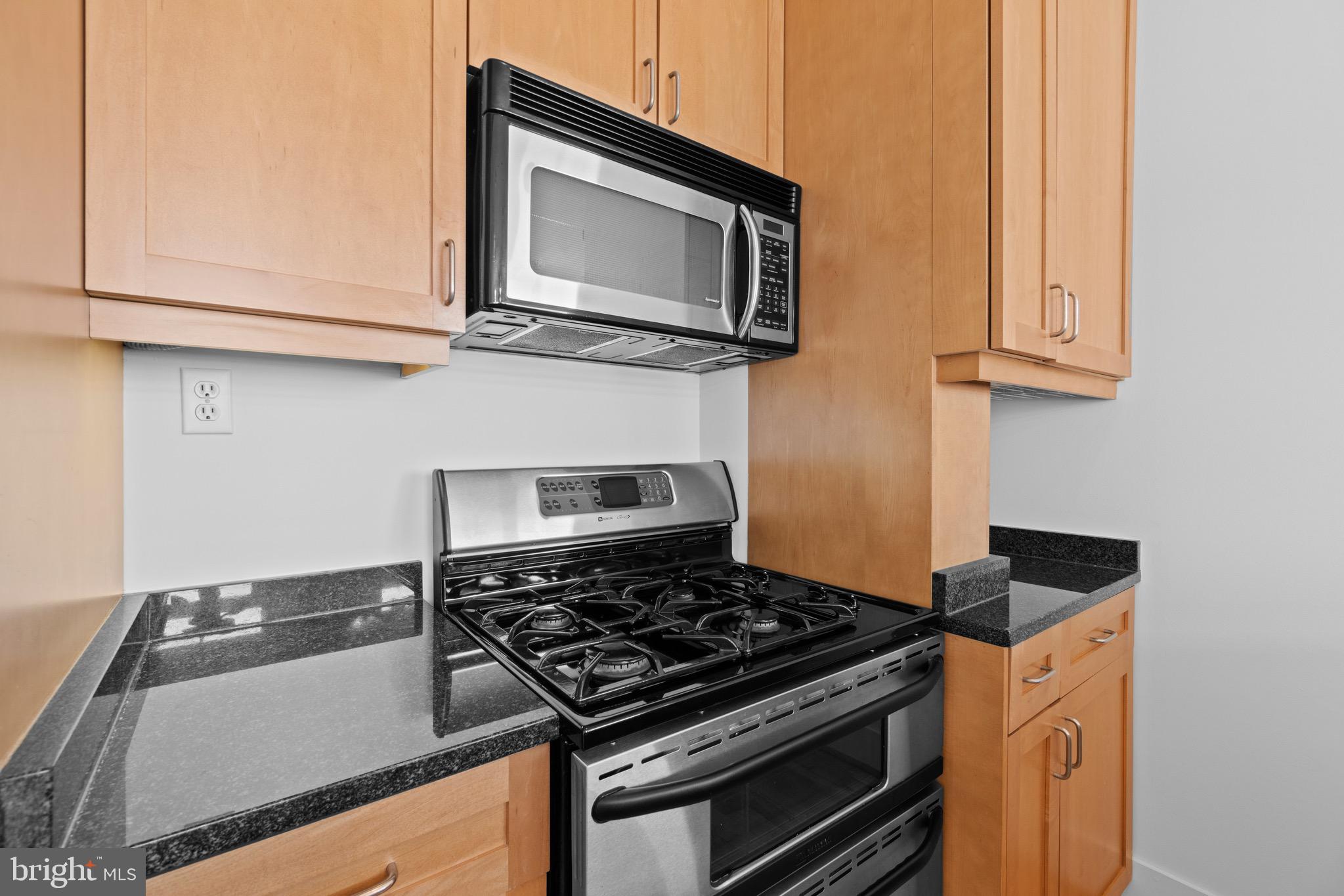 1700 Kalorama Road Northwest, Unit 301 Washington, DC 20009 - Photo 5 of 25