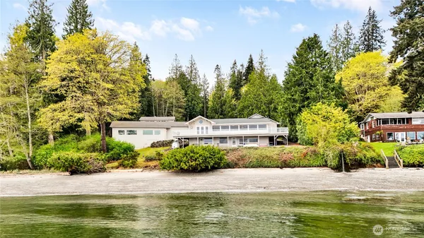 $1,950,000 | 131 South Bay Way, Port Ludlow, WA 98365