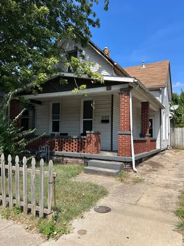 $95,714 | 207 West Columbia Street, Evansville, IN 47710