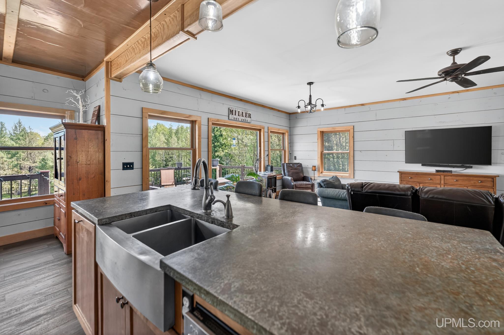 330 Little Lake Road Marquette, MI 49855 - Photo 10 of 73