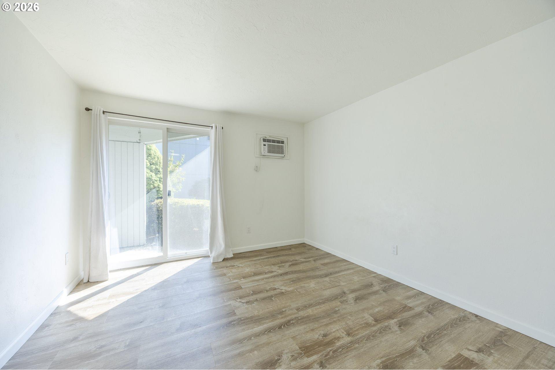 650 Harlow Road, Unit 152 Springfield, OR 97477 - Photo 31 of 44 Gallery Image 31