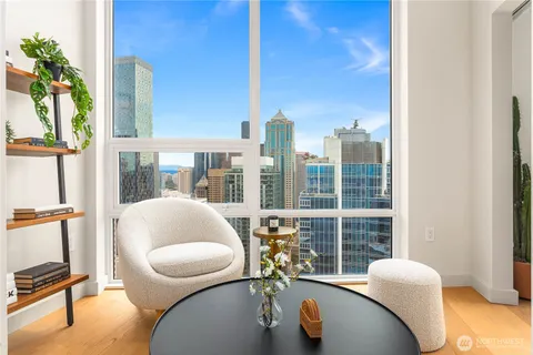 $2,139,000 | 121 Stewart Street, Unit 3703, Seattle, WA 98101