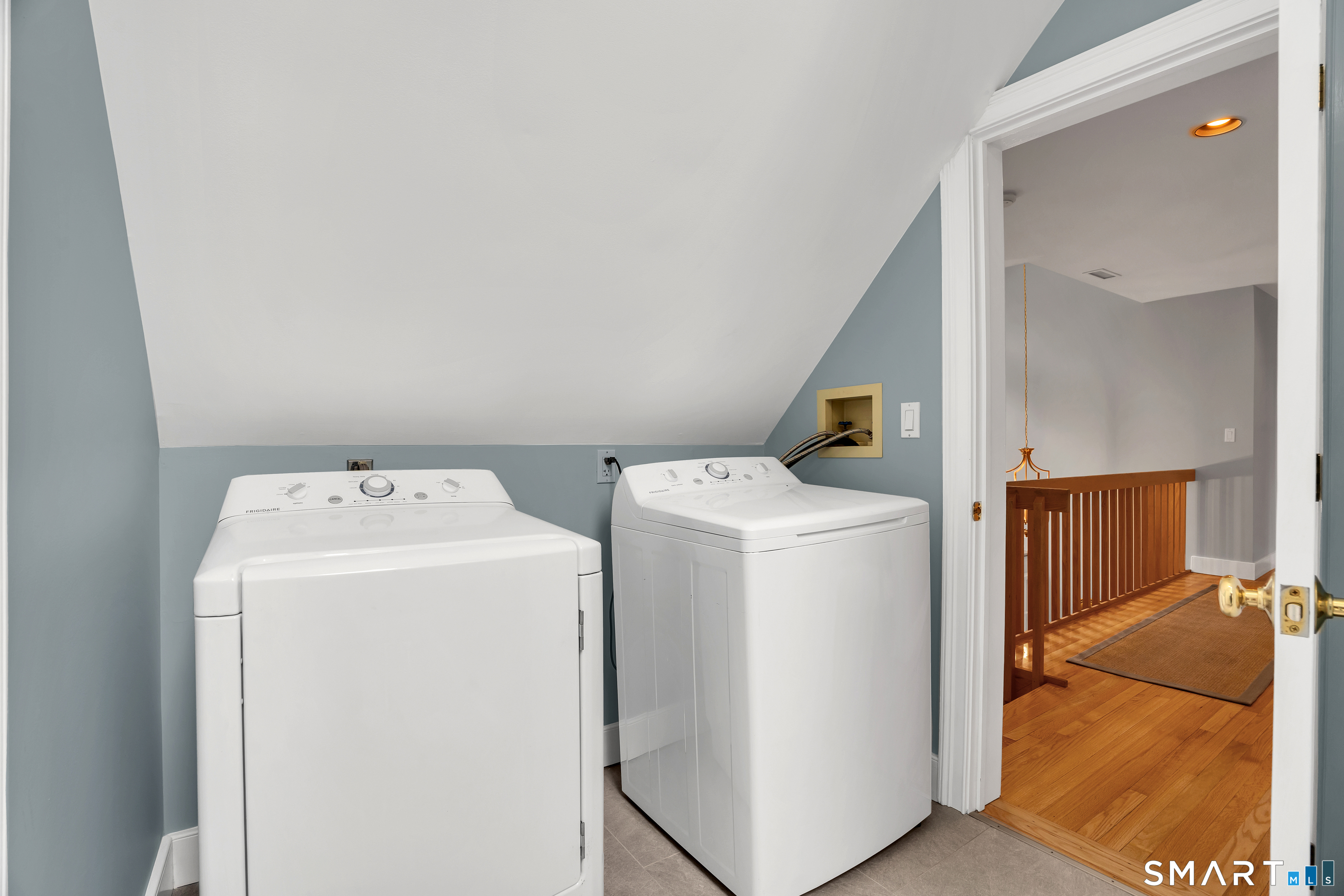 253-4 Grassy Hill Road Lyme, CT 06371 - Photo 33 of 40 2024 - renovated laundry room
