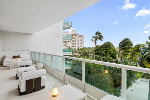 $4,250,000 | 19955 Northeast 38th Court, Unit 704, Aventura, FL 33180