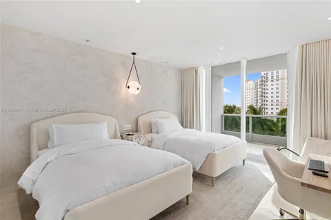 $4,250,000 | 19955 Northeast 38th Court, Unit 704, Aventura, FL 33180