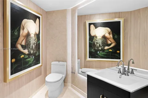 $4,250,000 | 19955 Northeast 38th Court, Unit 704, Aventura, FL 33180