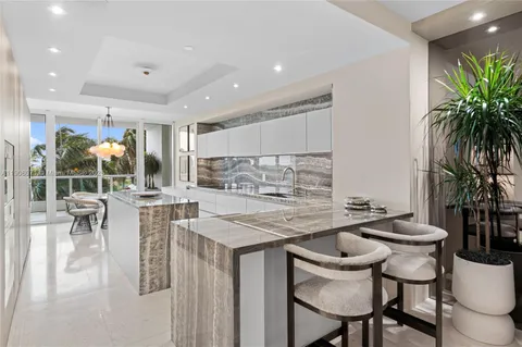 $4,250,000 | 19955 Northeast 38th Court, Unit 704, Aventura, FL 33180