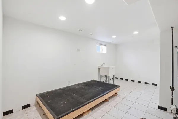 $215,000 | 2749 Broadway Street, Blue Island, IL 60406