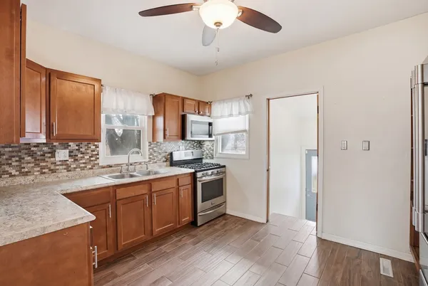 $215,000 | 2749 Broadway Street, Blue Island, IL 60406