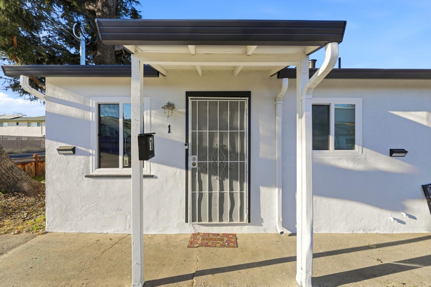 1555 Washington Street Santa Clara, CA 95050 - Photo 5 of 19 a view of a house with a outdoor space