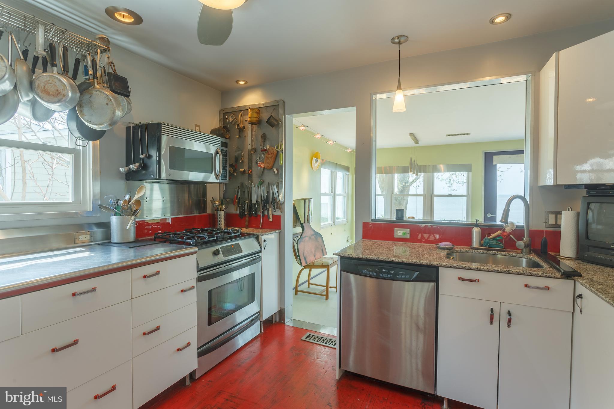 5844 Beach Road Rock Hall, MD 21661 - Photo 3 of 23 Gallery Image 3