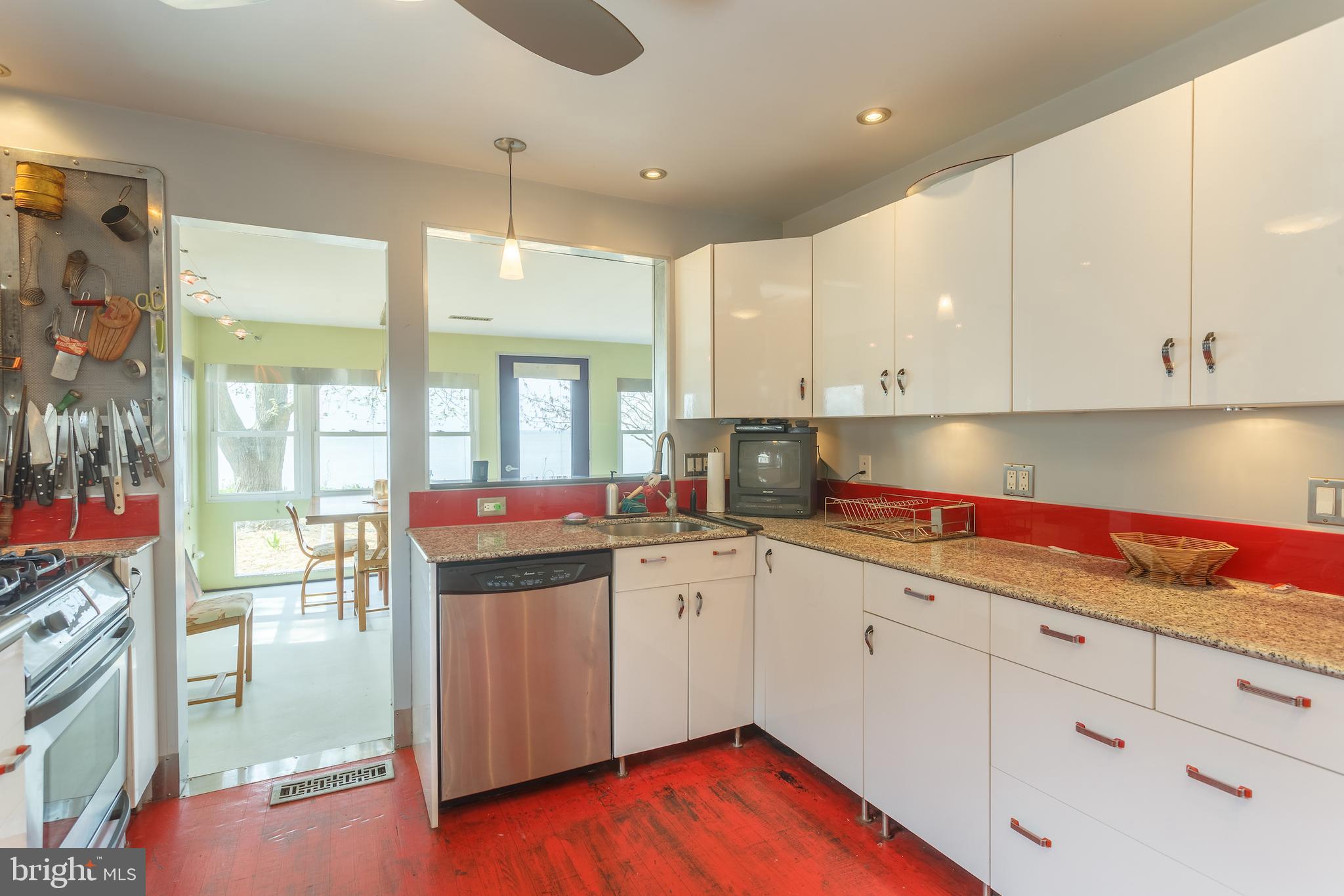 5844 Beach Road Rock Hall, MD 21661 - Photo 10 of 23 Gallery Image 10
