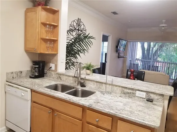 $2,495 | 4207 South Dale Mabry Highway, Unit 10207, Tampa, FL 33611