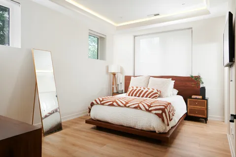 $445,000 | 4153 West Melrose Street, Unit 1E, Chicago, IL 60641