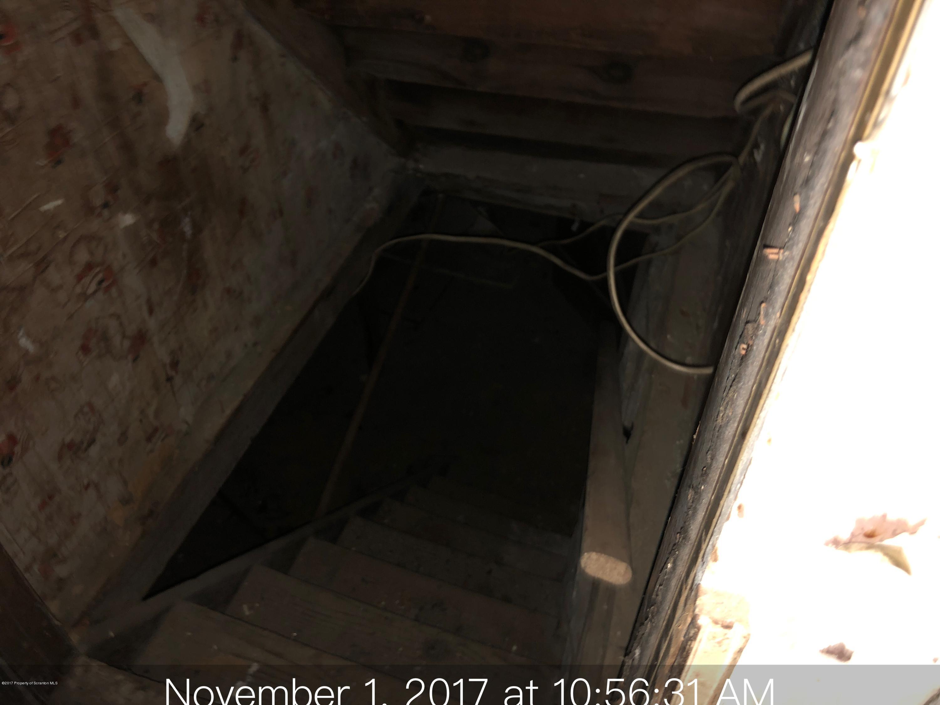 507 Hampton Street Scranton, PA 18504 - Photo 6 of 13 Gallery Image 6