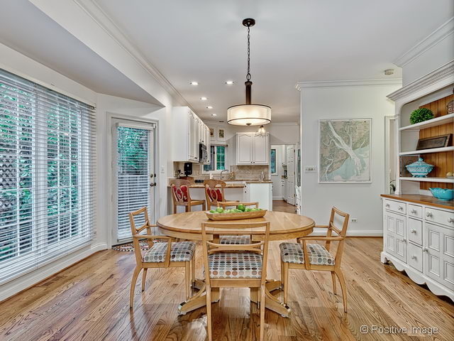 203 North County Line Road Hinsdale, IL 60521 - Photo 8 of 24
