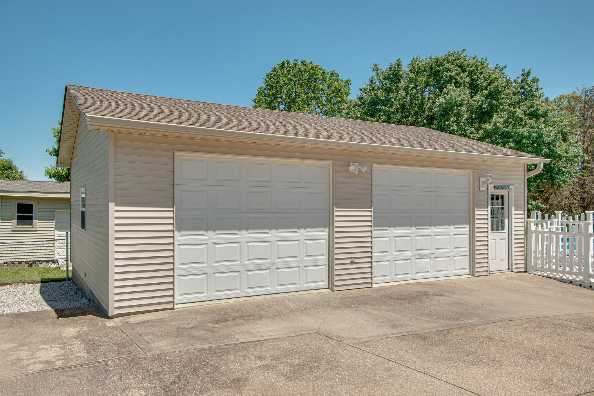 3624 Rutherford Drive Spring Hill, TN 37174 - Photo 32 of 33 a backyard of a house