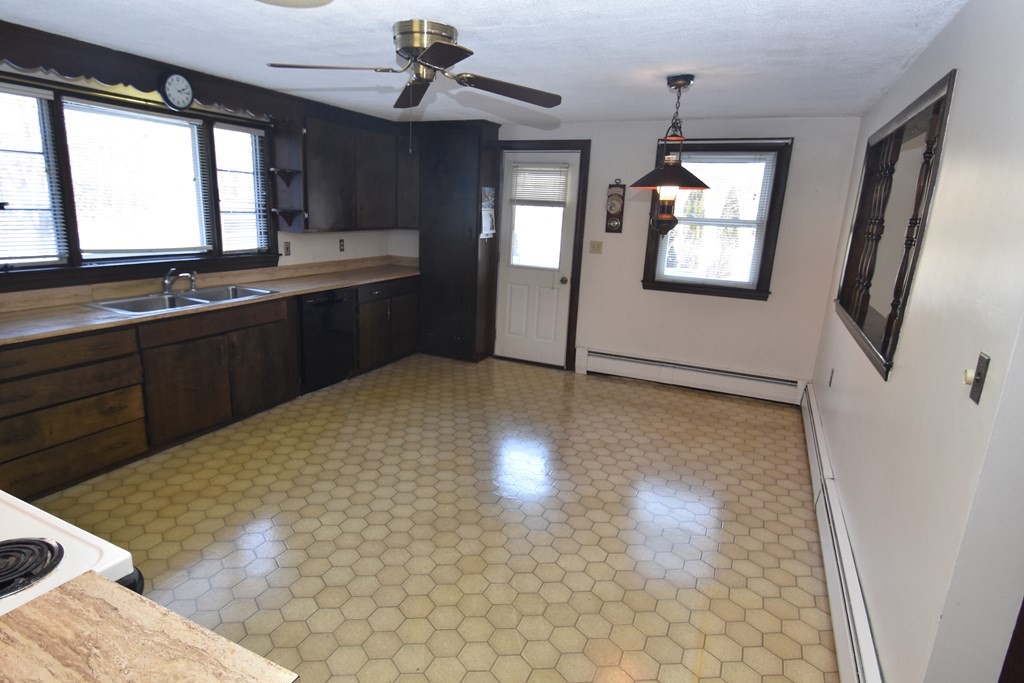 454 Groton Road Westford, MA 01886 - Photo 7 of 19 Gallery Image 7