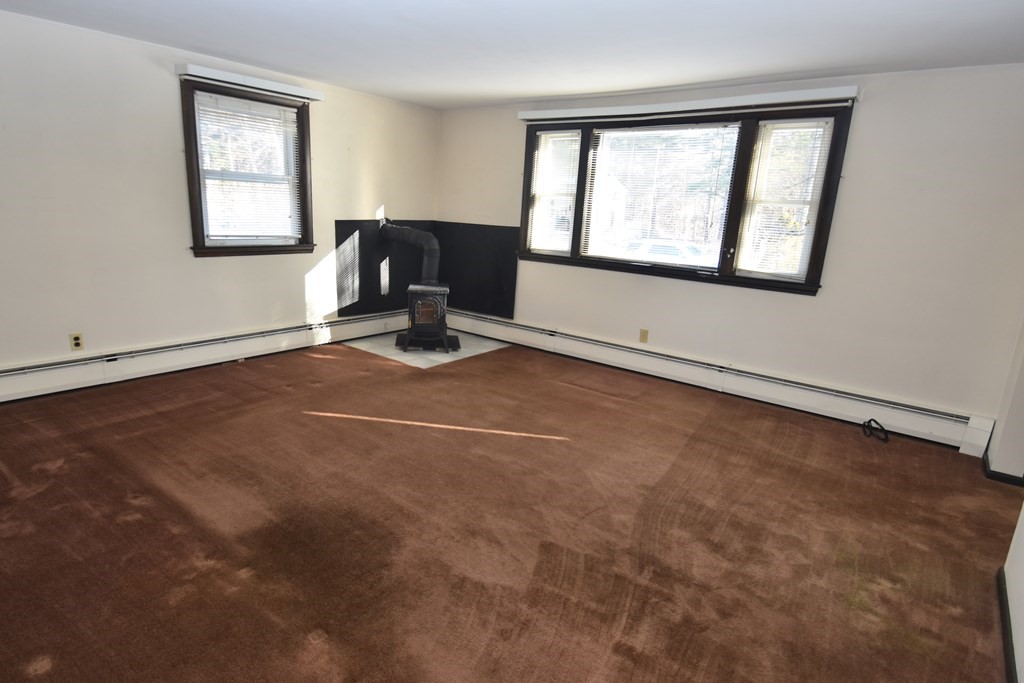 454 Groton Road Westford, MA 01886 - Photo 8 of 19 Gallery Image 8
