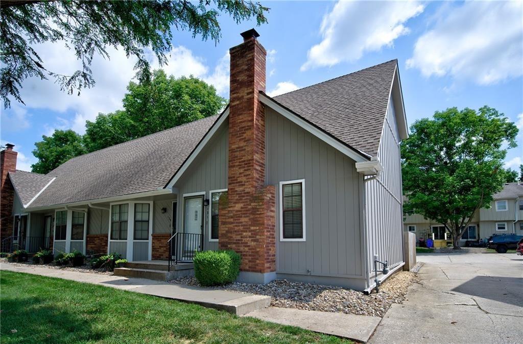 131 Southwest Donovan Road Lee's Summit, MO 64063 - Photo 1 of 1