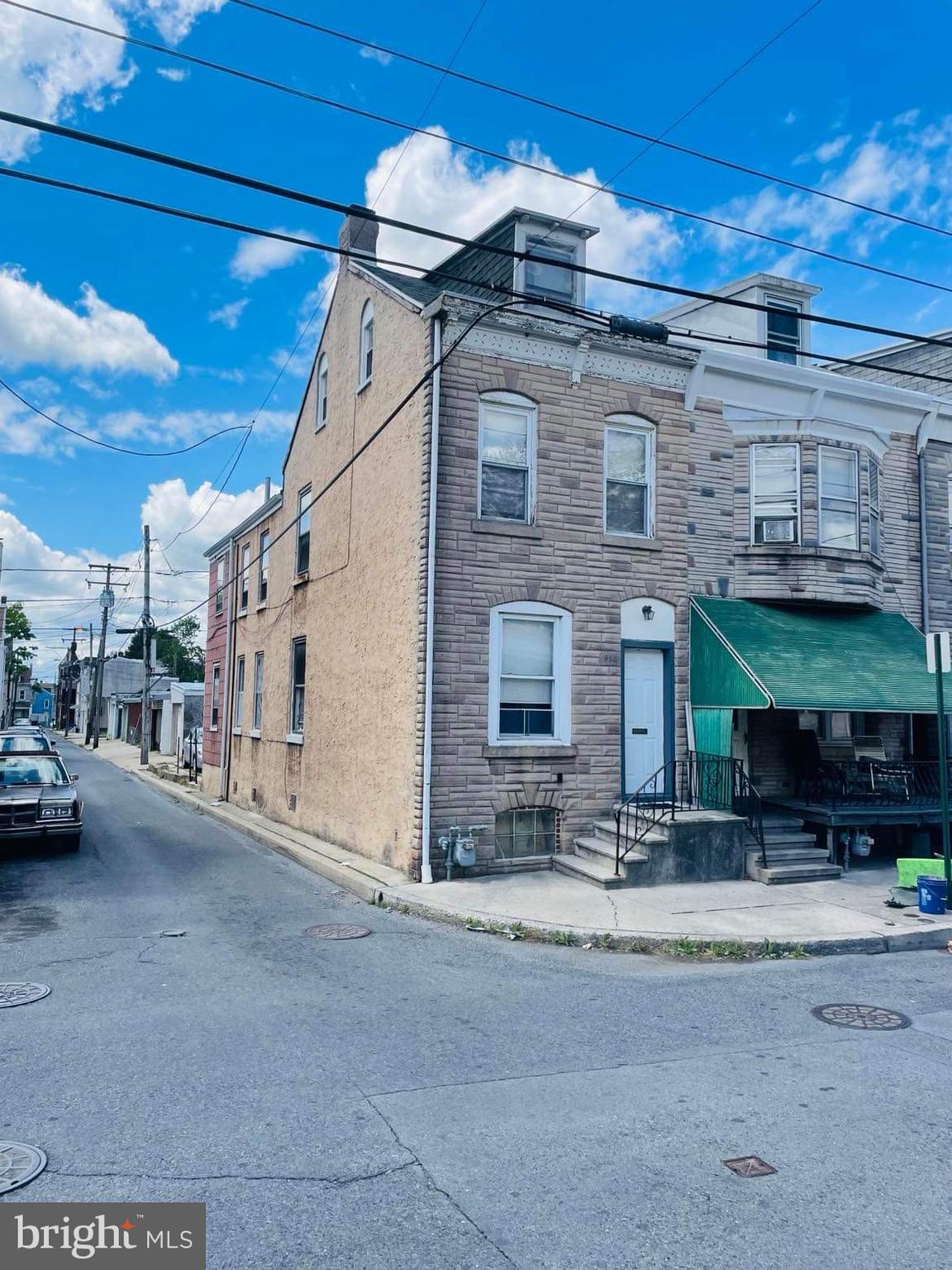418 South 16th Street Reading, PA 19602 - Photo 1 of 17