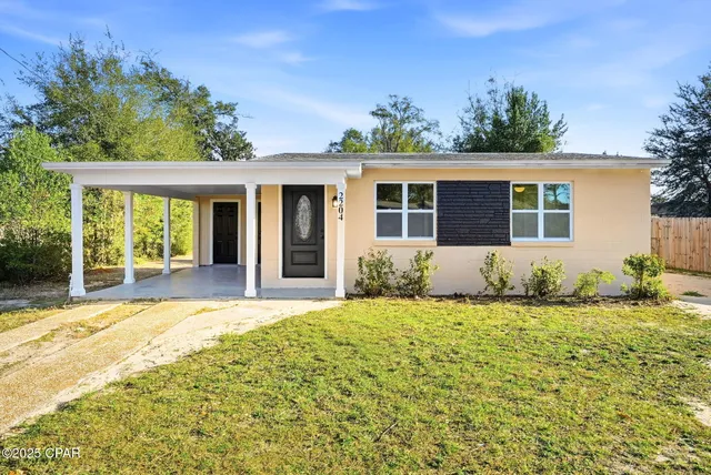 $199,900 | 2204 Edgewood Drive, Panama City, FL 32405