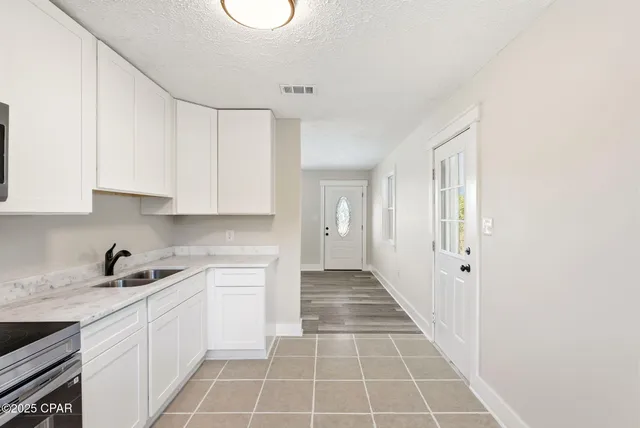 $199,900 | 2204 Edgewood Drive, Panama City, FL 32405