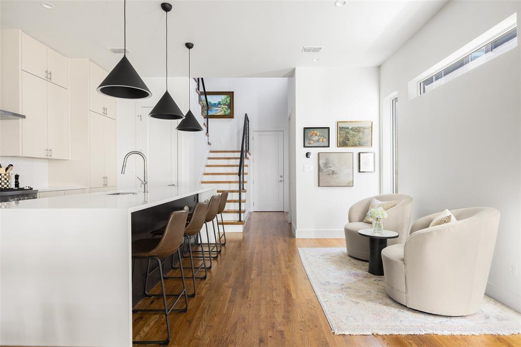 4511 Weldon Street Dallas, TX 75204 - Photo 11 of 32