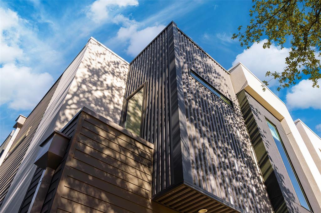 4511 Weldon Street Dallas, TX 75204 - Photo 4 of 32