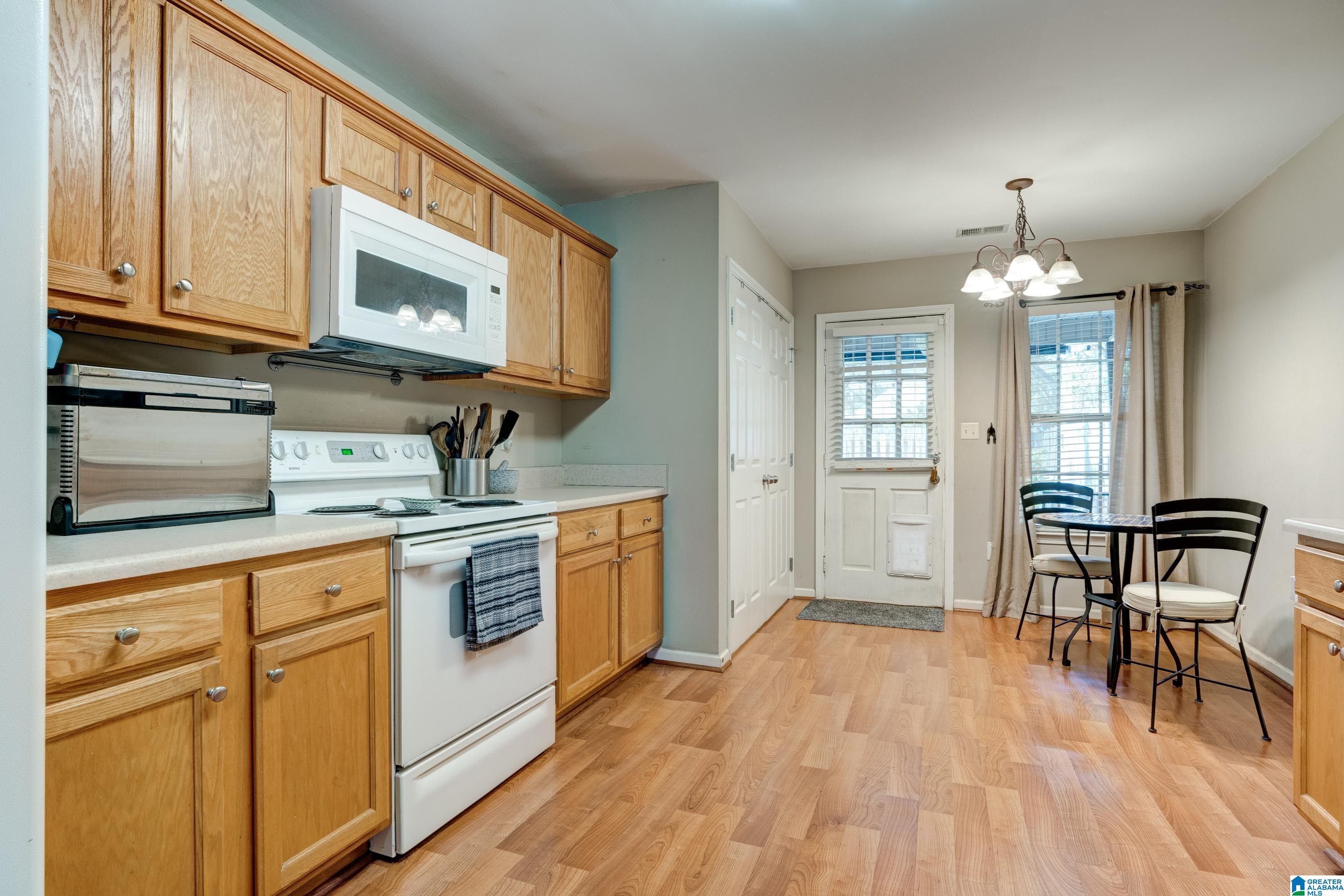 3068 Summit Lane Fultondale, AL 35068 - Photo 8 of 19