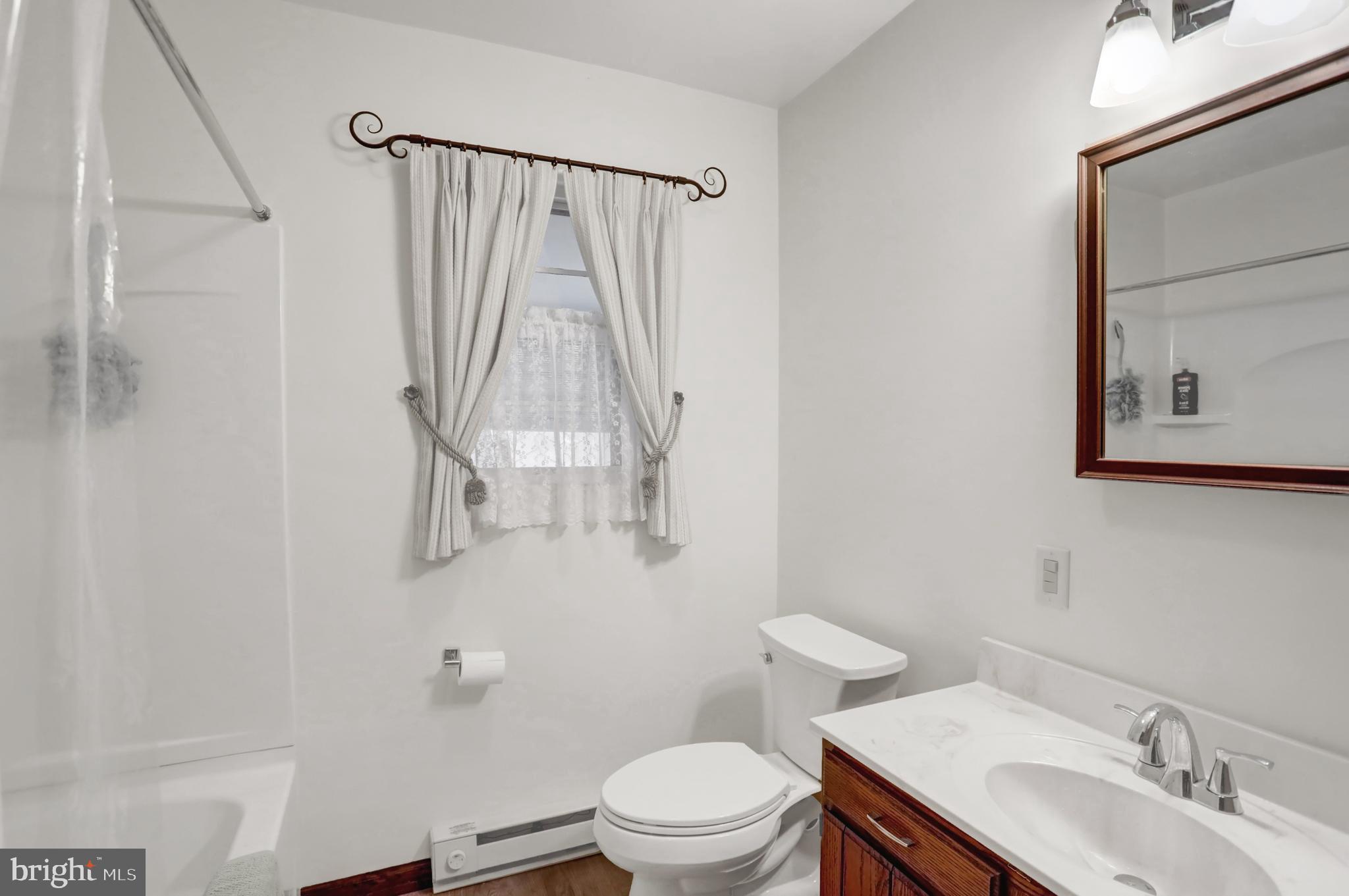 6204 Blue Ridge Avenue Harrisburg, PA 17112 - Photo 19 of 43 Bathroom