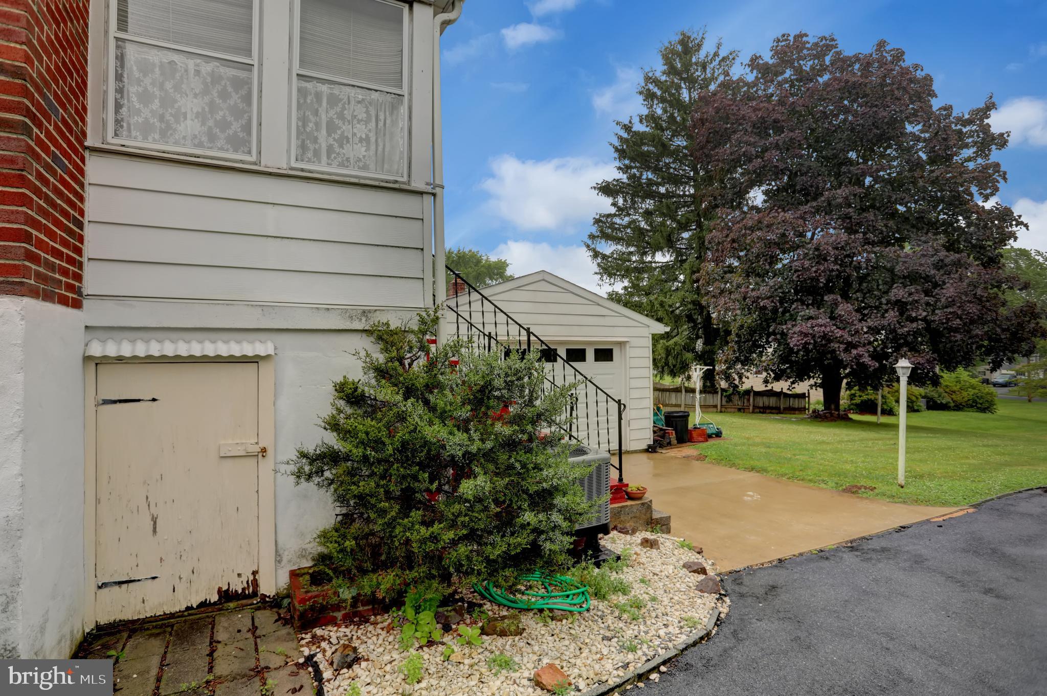 6204 Blue Ridge Avenue Harrisburg, PA 17112 - Photo 41 of 43 Driveway to Garage