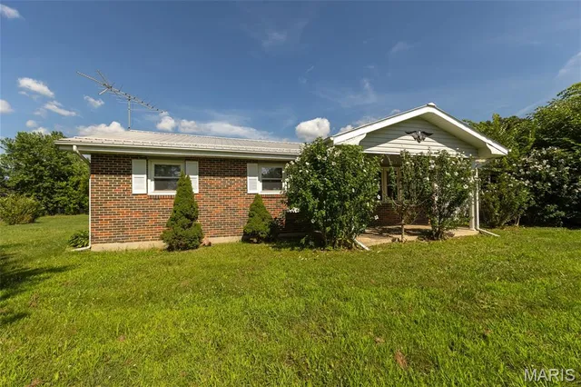 $330,000 | 19501 State Rte M, Edgar Springs, MO 65462