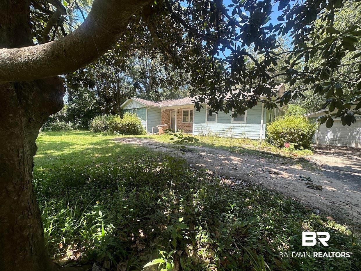 4604 Oak Ridge Road Mobile, AL 36609 - Photo 2 of 19